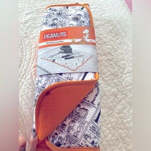 Peanuts Snoopy Dish Drying Mat New with Tags Fall  Comic Strips Halloween